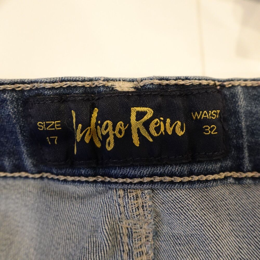 Indego Rein Jean Shorts Juniors Size 17 Distressed Holes Cut Off Peasant Grunge - Picture 3 of 13